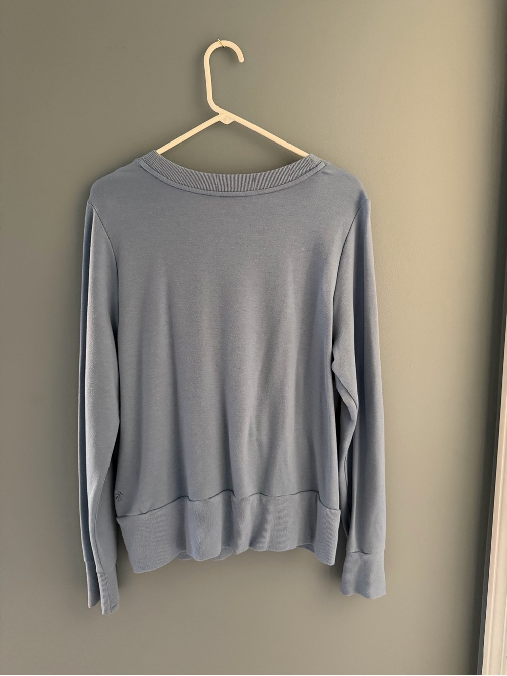 𝅺Athleta Purana Wrap Sweatshirt - Picture 6 of 9